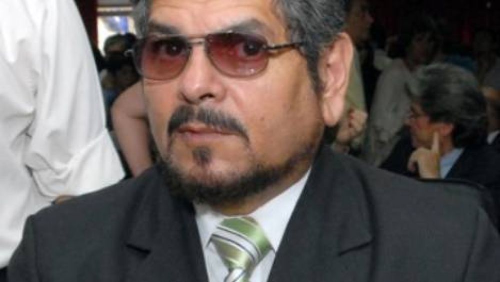 El diputado Ra�l Guzm�n fue agredido en la v�a p�blica
