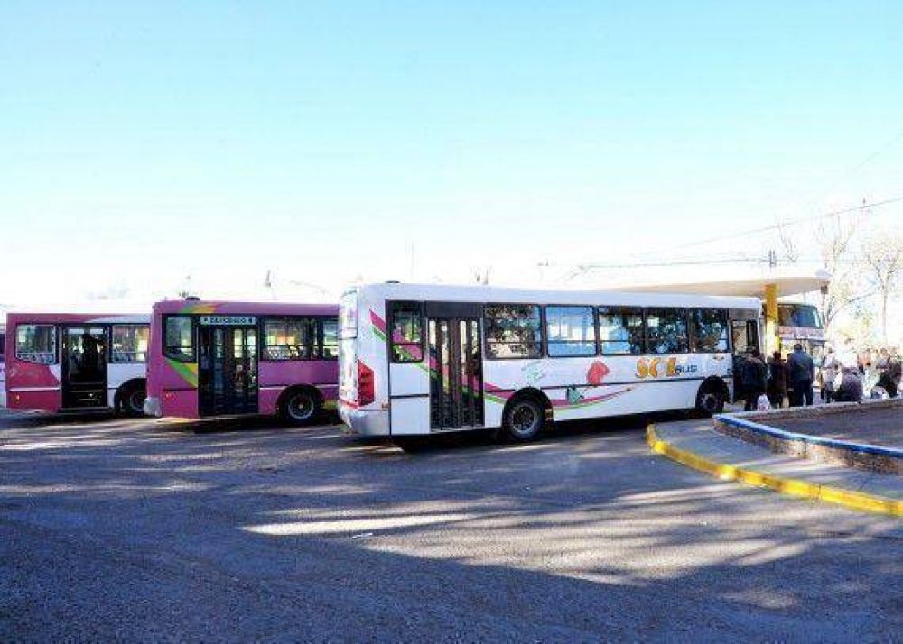 El servicio de transporte interurbano de pasajeros ser� normal este martes