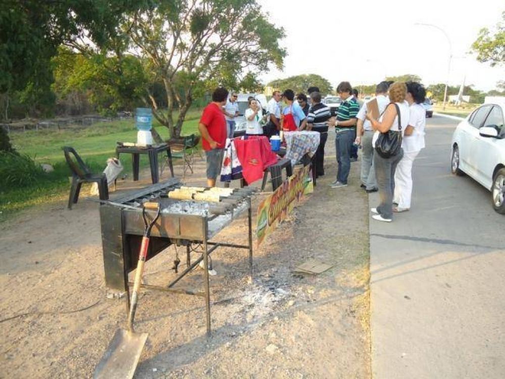 Se acab� la venta de chip� en la Sarmiento, la Muni levant� los puestos