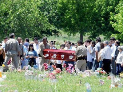  BERAZATEGUI: Contin�a la investigaci�n por el crimen del polic�a