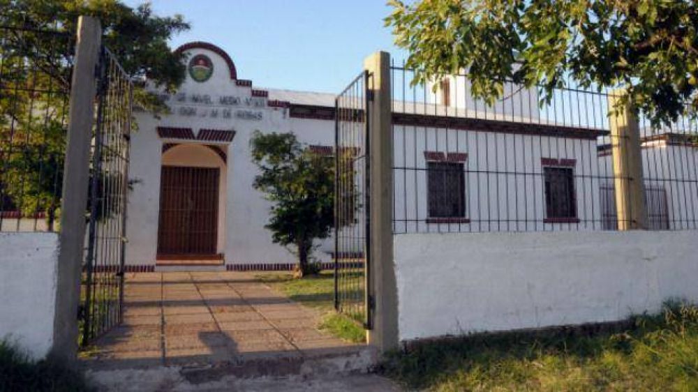 Paran�: denuncian problemas de infraestructura en escuela