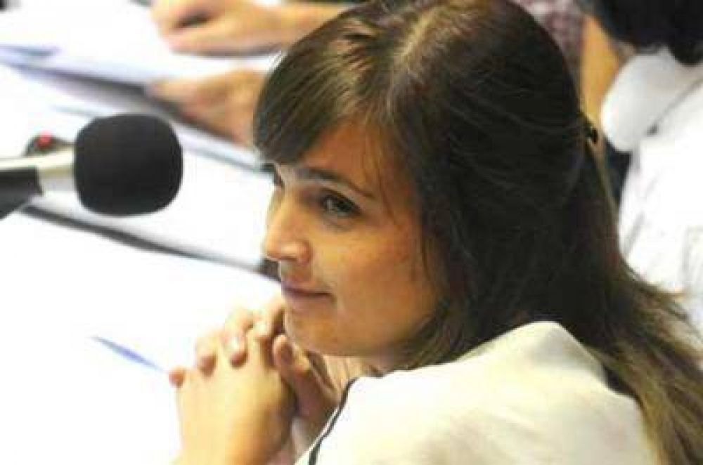 Giaccone dijo que se est� invitando a los j�venes �a so�ar y militar por una nueva Argentina"