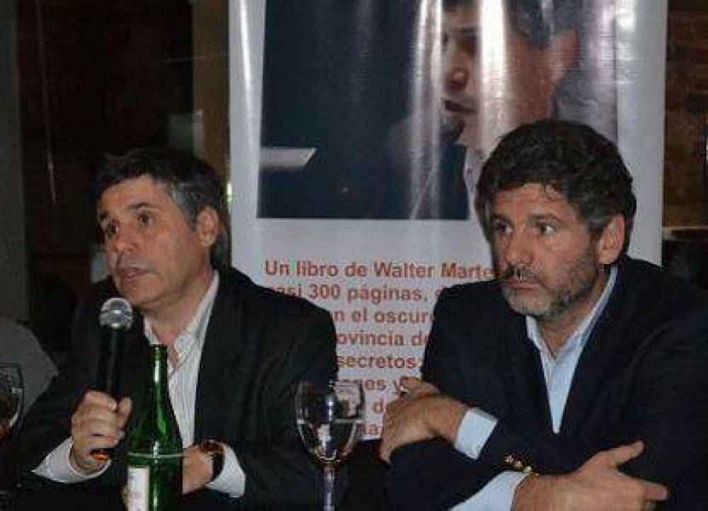 C.C: Asunci�n de autoridades partidarias con invitados especiales