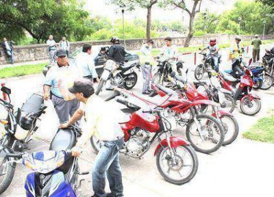 Comenz� operativo de control De motociclistas