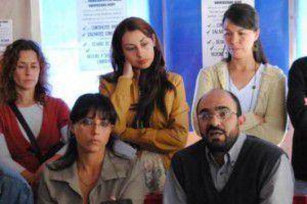  Rector de Universidad de Jujuy contin�a desconociendo a trabajadores de su radio