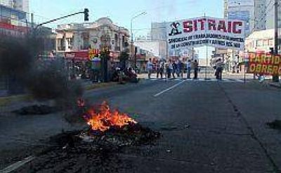Se levantan los piquetes que sitiaron la Ciudad por el paro