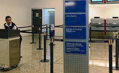 Aeroparque sin vuelos y Ezeiza con demoras