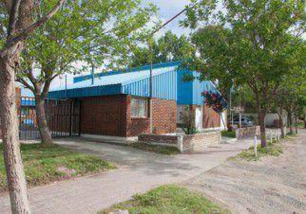 Centenario: sortear�n bancos en un colegio que tiene gran demanda 