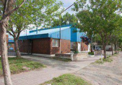Centenario: sortear�n bancos en un colegio que tiene gran demanda 