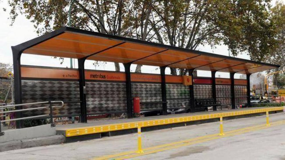La prioridad para buses relegar� a particulares y al estacionamiento