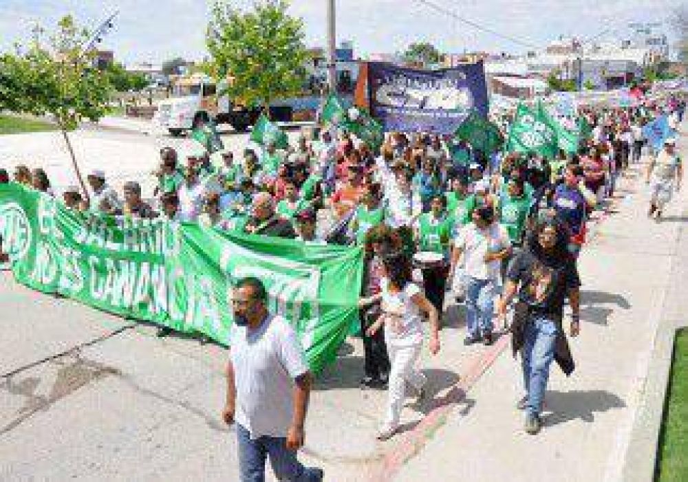 La protesta se sinti� en la regi�n 