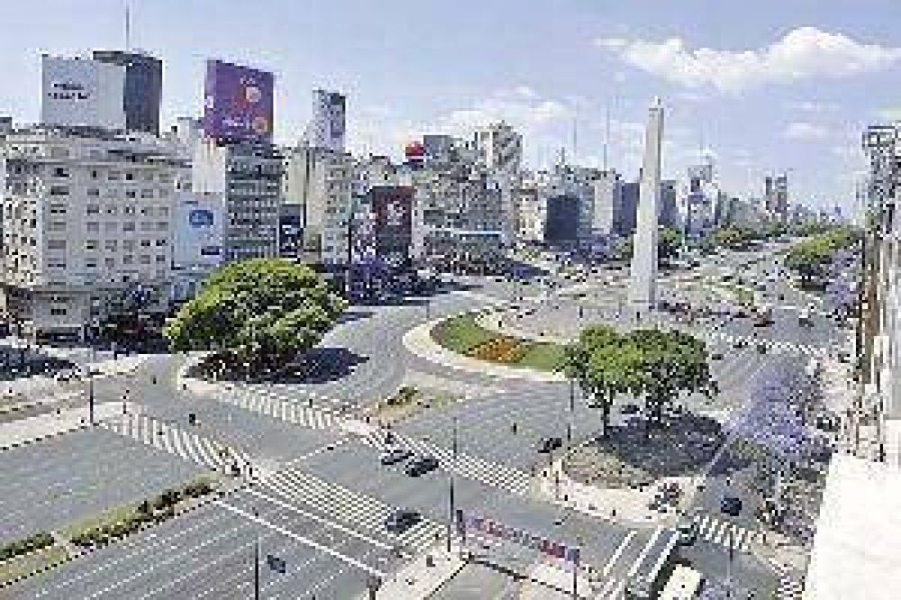 Un pa�s crispado tras la huelga que se sinti� con fuerza en varias ciudades del pa�s 
