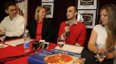 Declararon a Abel Pintos "hu�sped de honor"