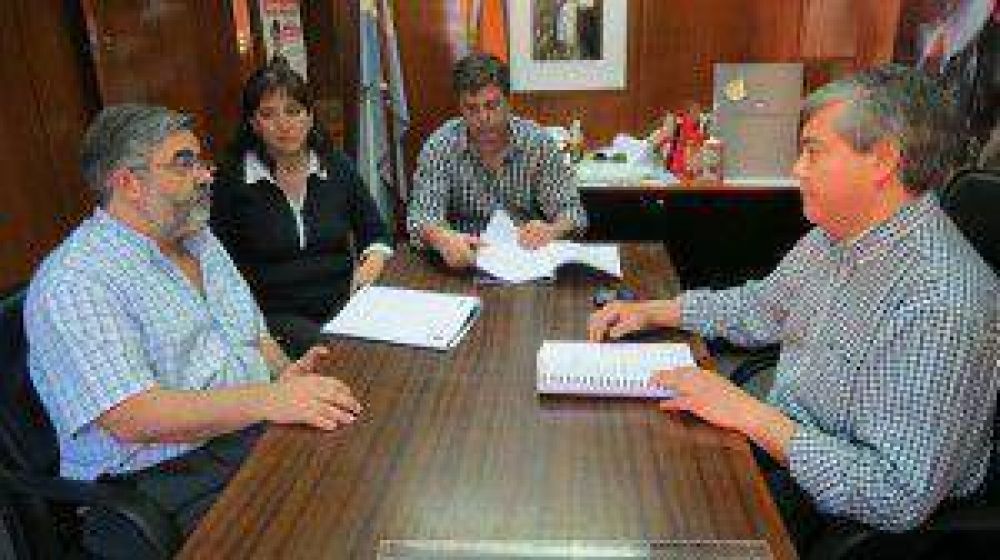Arias mantuvo primera reuni�n con autoridades de Salud de la Naci�n