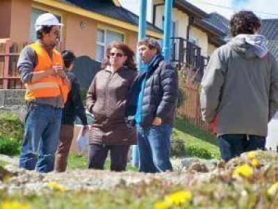 Realizan obras de cord�n cuneta y pluviales en barrio El Mirador