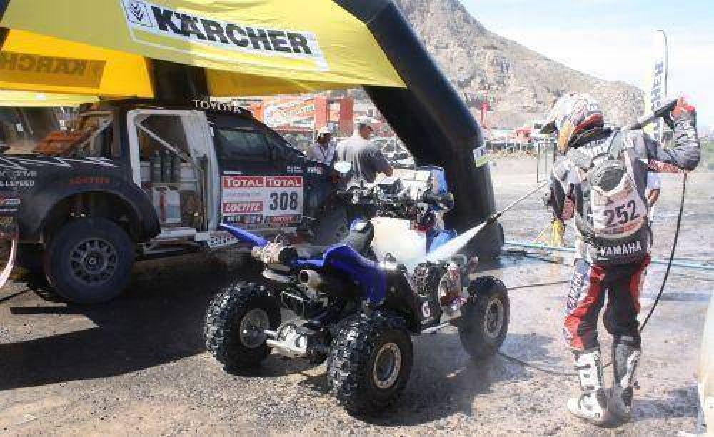 Karcher present� su plan de actividades para el Dakar 2013
