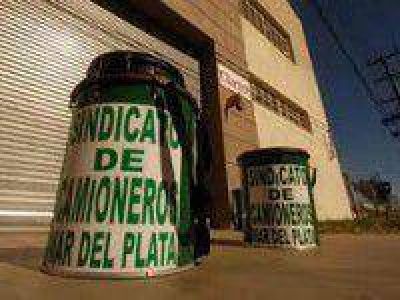 De Simone asegur� que el paro en los camioneros es total en la ciudad de Mar de Plata y no se permite la carga y descarga de mercader�a