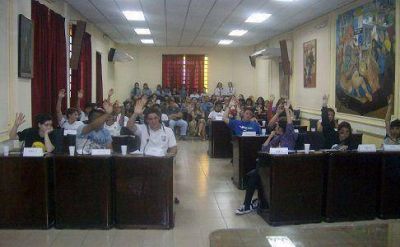 Lan�s: se realiz� la tercera sesi�n de "Parlamento joven" en el distrito