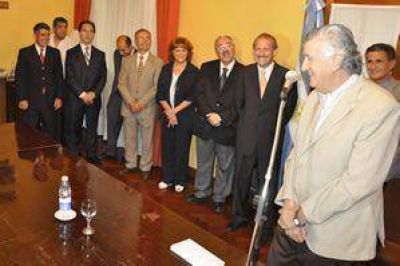 Asumieron nuevos funcionarios en Salud P�blica