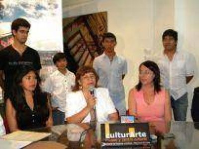 PRESENTARON EL FESTIVAL DEL QUESILLO Y EL FOLKLORE