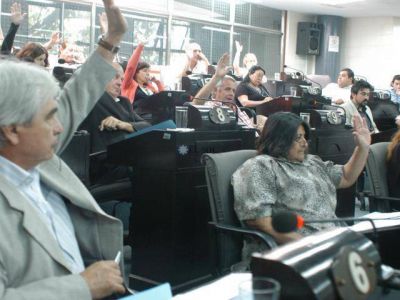 Sesi�n en el Concejo y aval para el aumento de las tasas