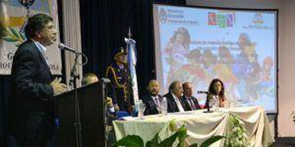 Naci�n aportar� recursos para escuelas t�cnicas