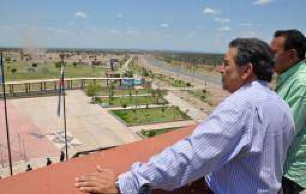 Anuncian la ampliaci�n del Parque de la Ciudad en 50 hect�reas 