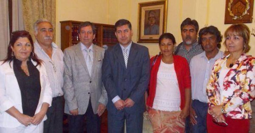 Autoridades recibieron a familiares de victimas de hechos tr�gicos 