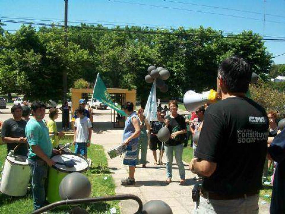 Sin administraci�n p�blica transcurre la jornada de paro
