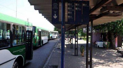El alto acatamiento del transporte complic� a muchas actividades 