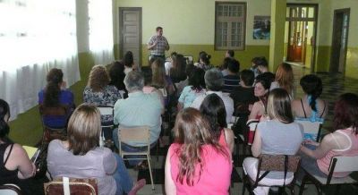 El Intendente disert� ante los alumnos de la UPSO