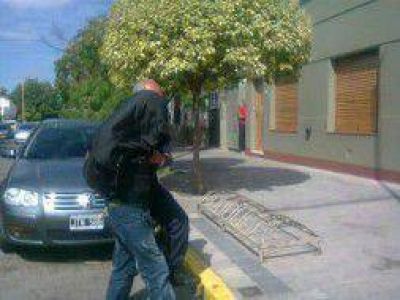 Bah�a Blanca: Detienen empleado de parque de diversiones por abuso a menor