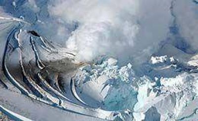 Alerta por erupci�n de un volc�n en Alaska 
