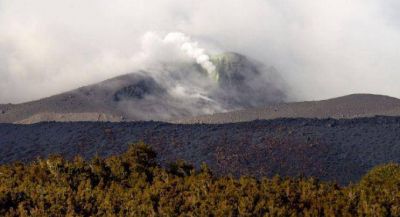  Entra en erupci�n el volc�n Tongariro en Nueva Zelanda