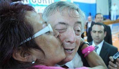 N�stor no se puede votar a s� mismo como candidato en tierra bonaerense