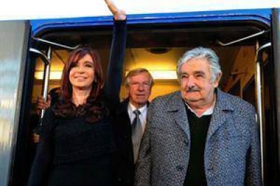Mujica: "Uruguay no puede dejar que la inflaci�n se dispare como en Argentina"