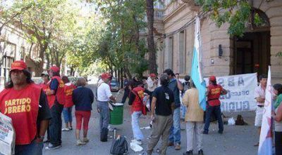 Manifestaci�n frente a tribunales 