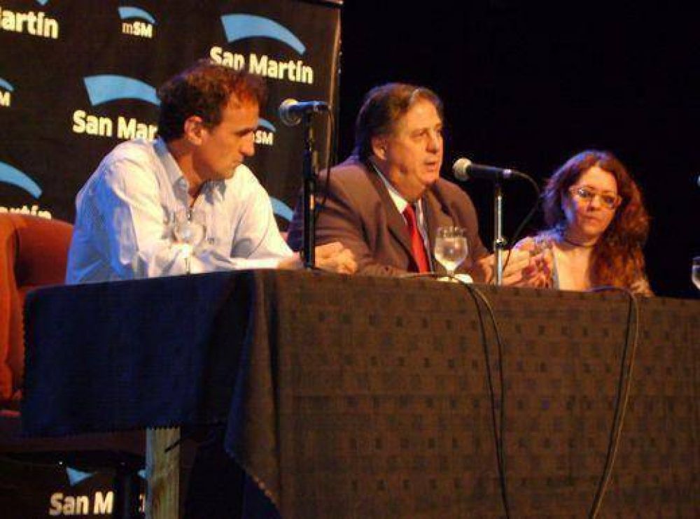 Collia: �La �nica expectativa que tengo es que Tres de Febrero siga disfrutando de Hugo Curto�