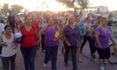 Barranqueras camina por la No Violencia de g�nero  