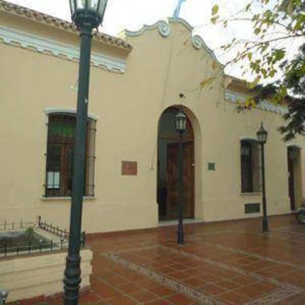 Se�ores pasajeros, abrochen sus cinturones