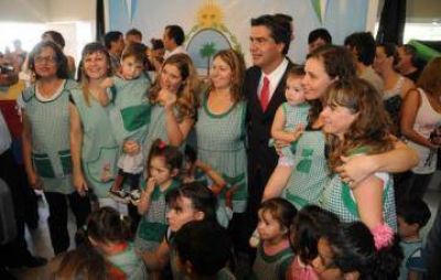 SAENZ PE�A: CAPITANICH INAUGUR� EL JARD�N DE INFANTES N� 44