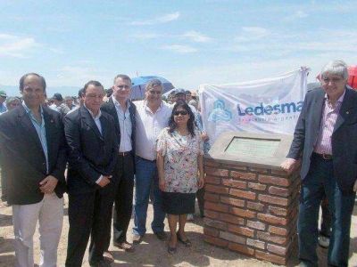 Colocan piedra basal de mil casas en Libertador