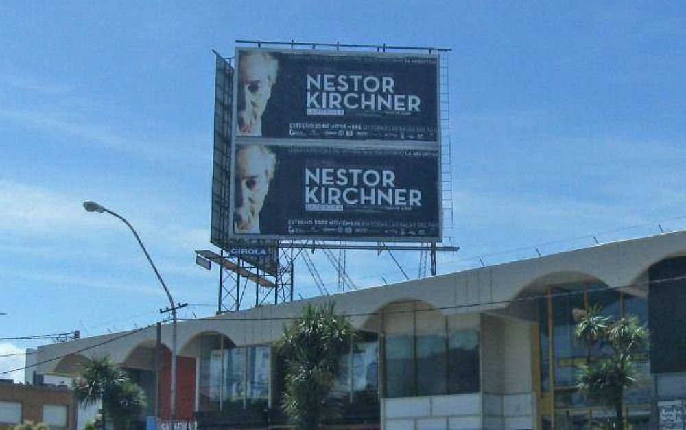 "Nstor Kirchner" le dar la bienvenida a Cristina a Mar del Plata