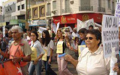 LOMAS DE ZAMORA: El Foro H�drico posterg� la movilizaci�n para reunirse con Naci�n