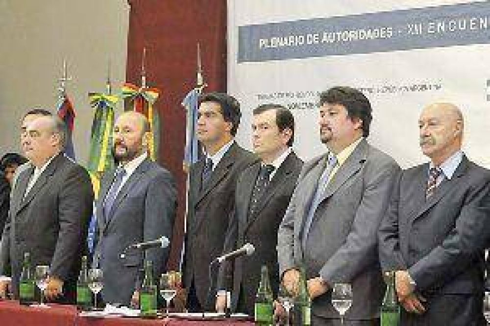 "No hay futuro sin integracin", dijo Zamora al abrir la reunin de Zicosur 