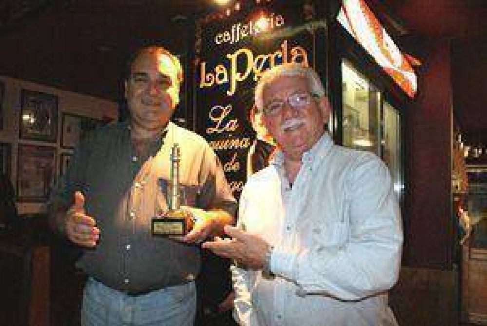 Cafeter�a La Perla recibi� el premio �Faro de Oro� en Mar del Plata 