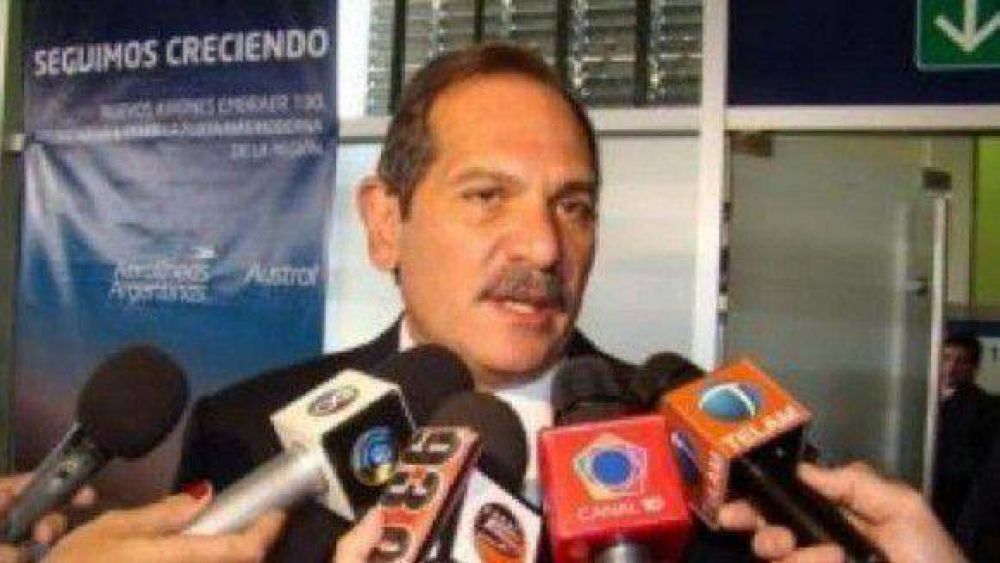 Alperovich confirm� que EDET pretende un aumento del 15 por ciento en la tarifa   