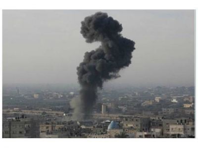 Jud�os y �rabes locales polemizan por escalada de violencia en Gaza