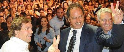Scioli: "lo nuestro es continuidad con cambios: es inteligente corregir" dijo