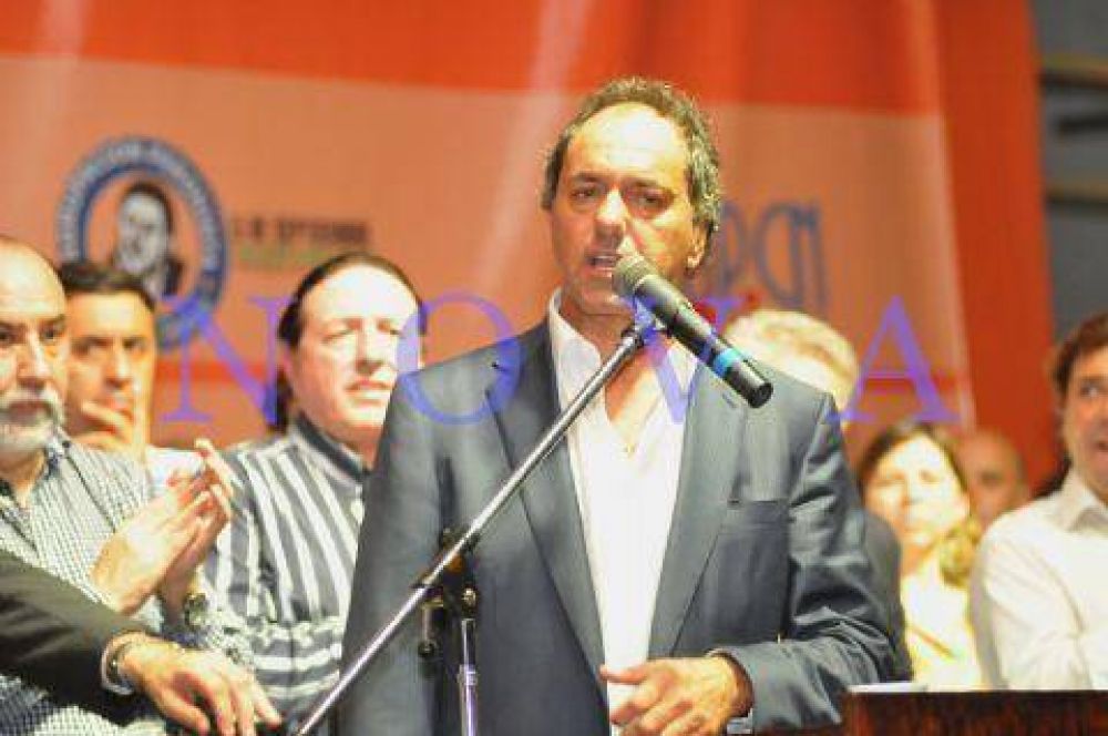 Daniel Scioli: "Algunos se ponen ansiosos y me piden definiciones"